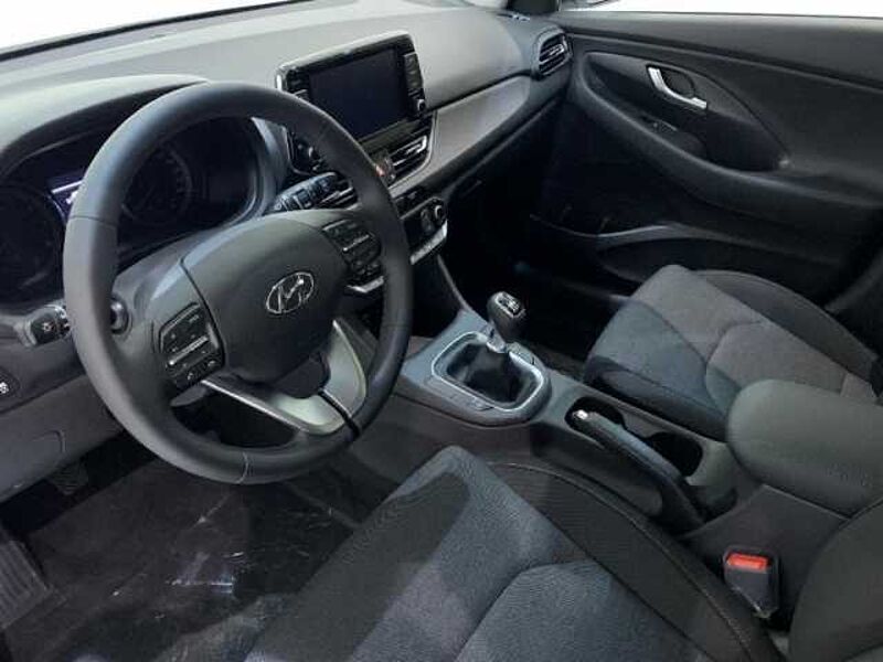 Hyundai i30 1.0 TGDI Klass LR 48V 120