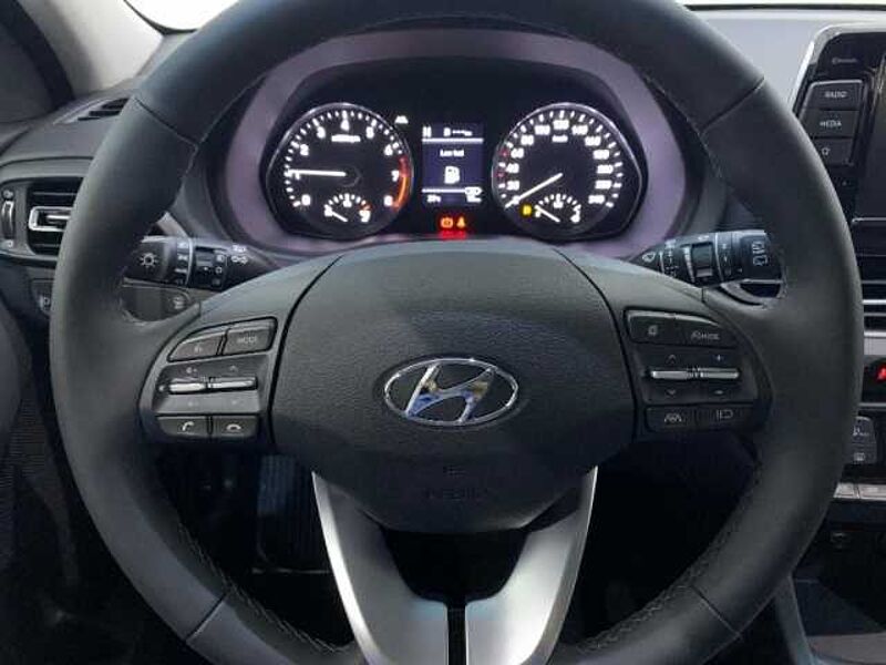 Hyundai i30 1.0 TGDI Klass LR 48V 120